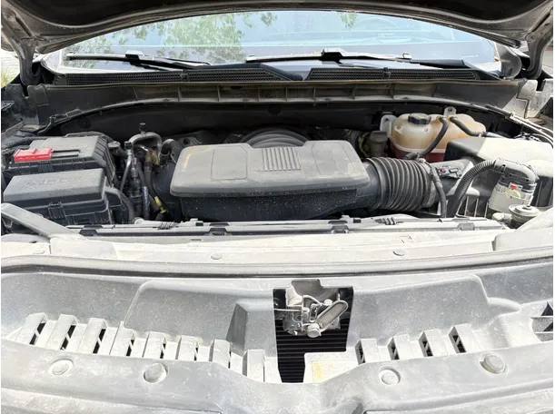 Car image 34