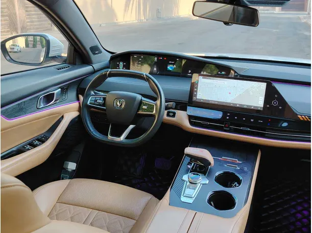 Car image 21