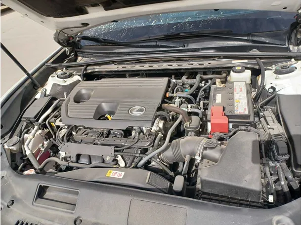 Car image 22