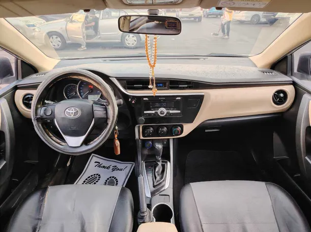 Car image 17