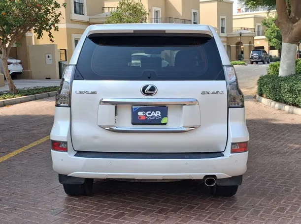 Car image 6