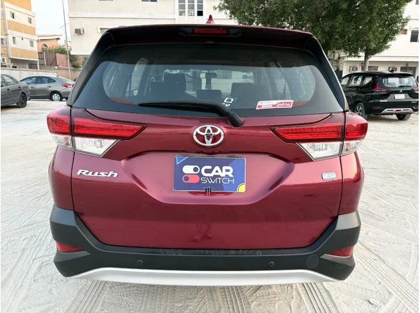 Car image 6