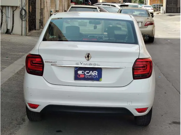 Car image 6