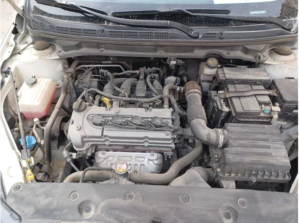 Car image 25