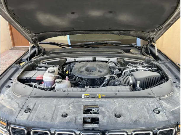 Car image 26