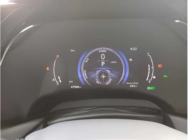 Car image 18