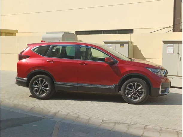 Car image 8