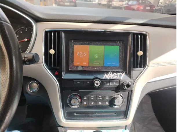 Car image 28