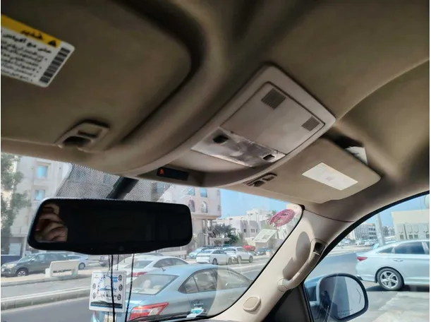 Car image 36