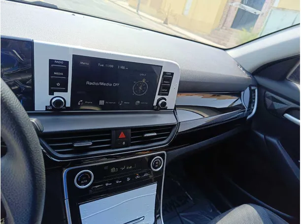 Car image 22