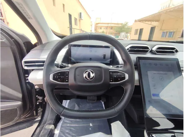 Car image 23