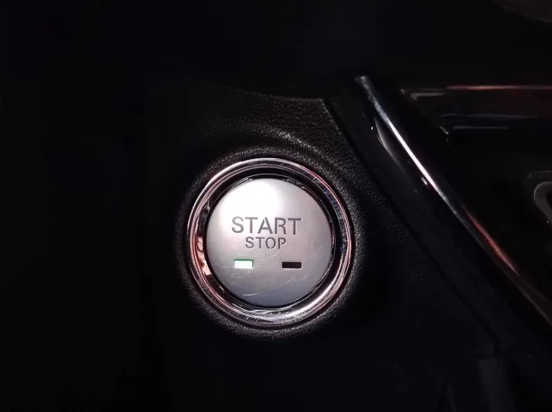 Car image 29