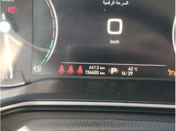 Car image 19