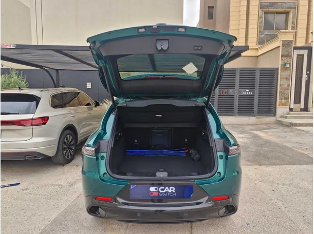 Car image 21