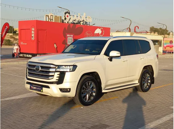 2023 تويوتا لاندكروزر في الإمارات