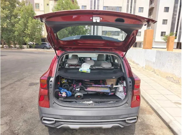 Car image 35