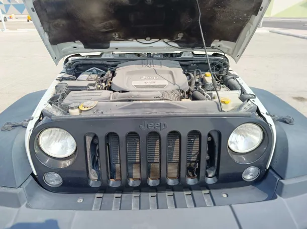 Car image 37