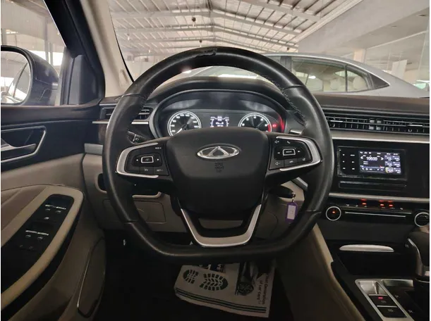 Car image 22