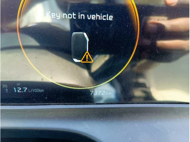 Car image 28