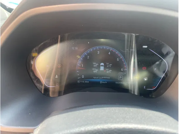 Car image 19