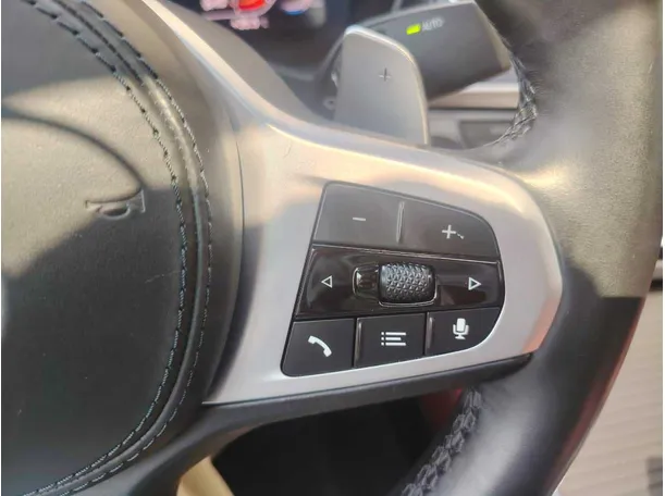 Car image 39