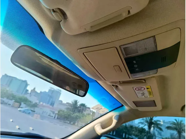 Car image 31