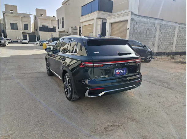 Car image 7