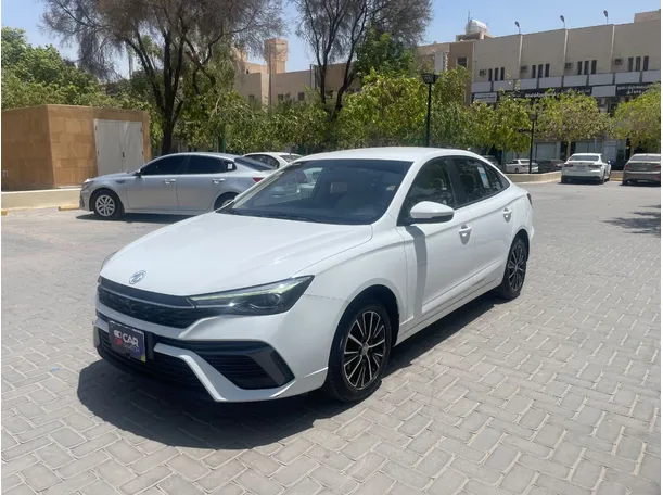 2025 ام جي 5 في الرياض