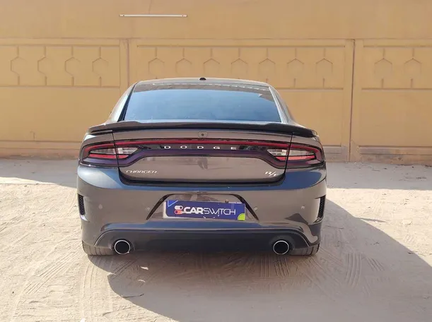 Car image 6