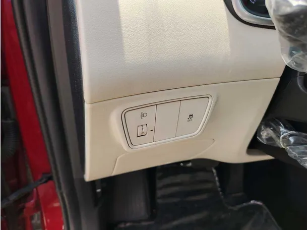 Car image 42