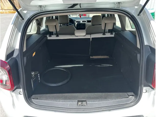 Car image 22