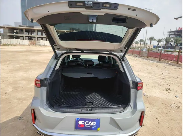 Car image 33