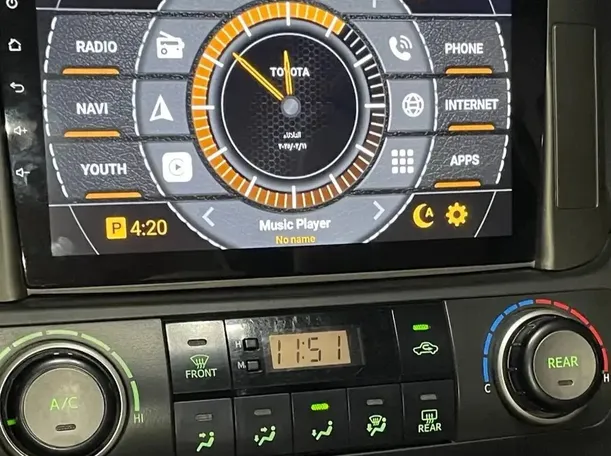 Car image 7
