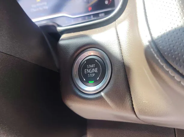 Car image 27