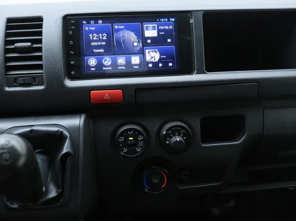 Car image 5