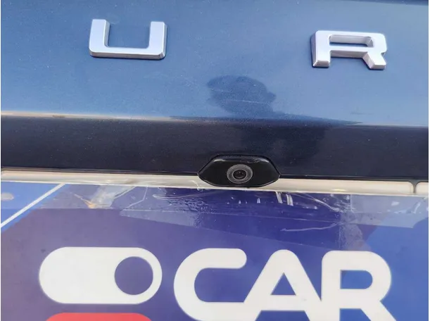 Car image 30