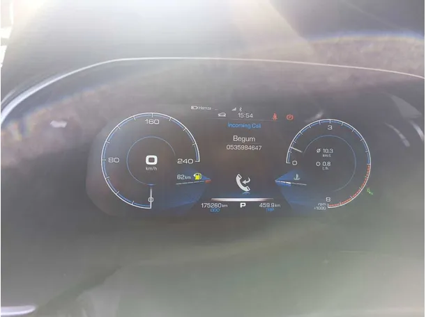 Car image 27