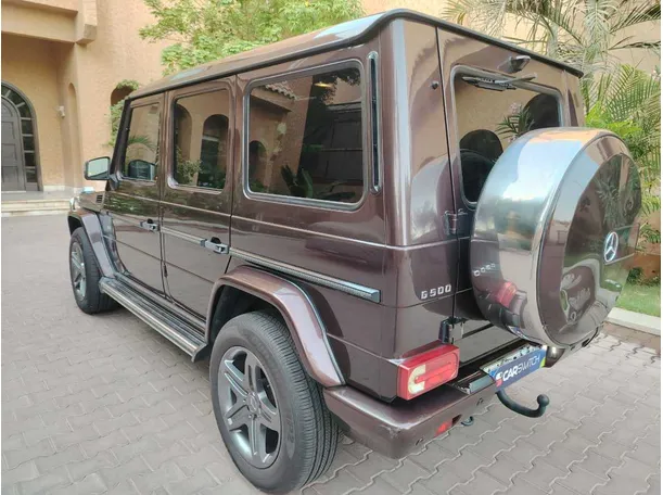 Car image 8