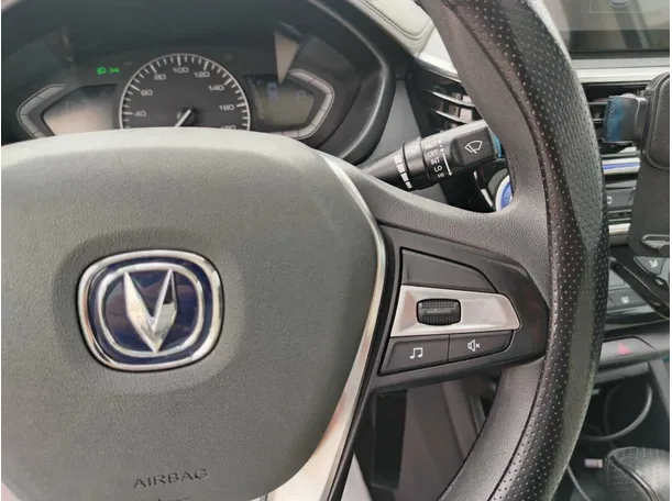 Car image 38