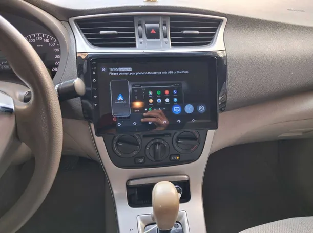 Car image 15