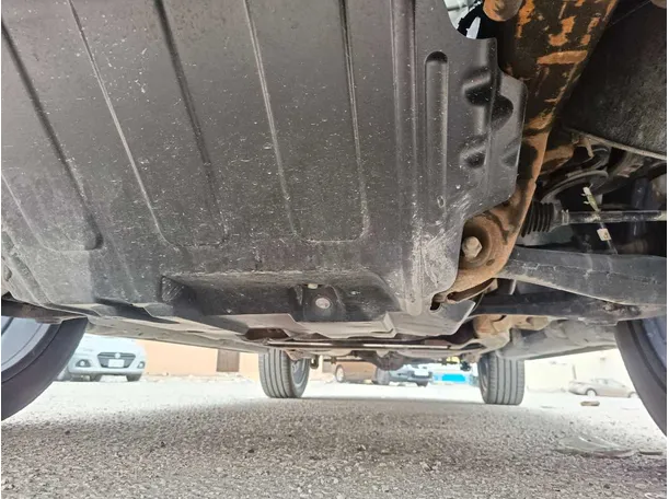 Car image 36