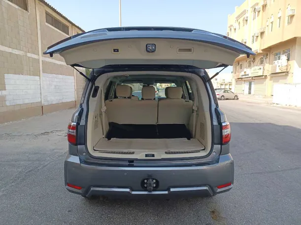 Car image 21