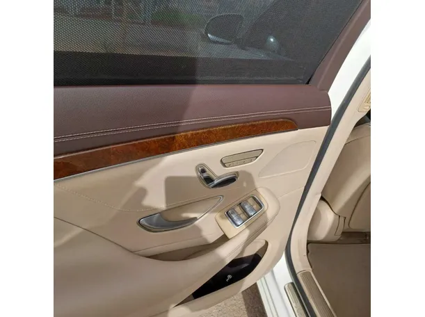 Car image 32