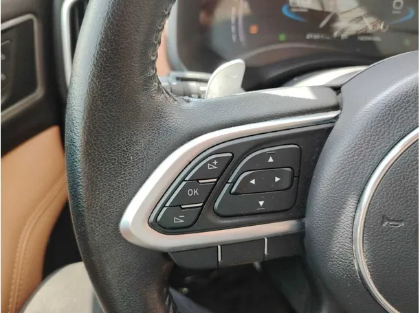 Car image 33