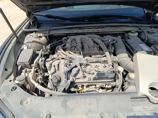 Car image 37