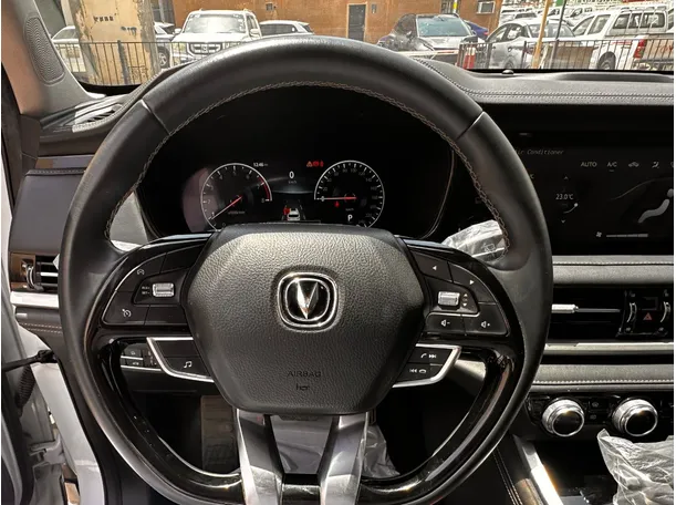 Car image 20