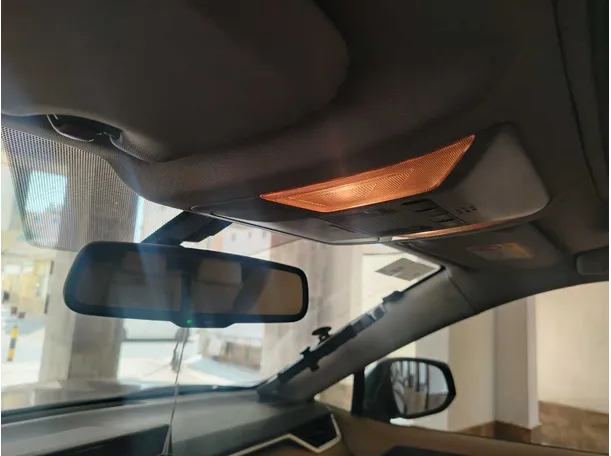 Car image 41