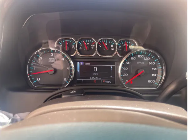 Car image 19