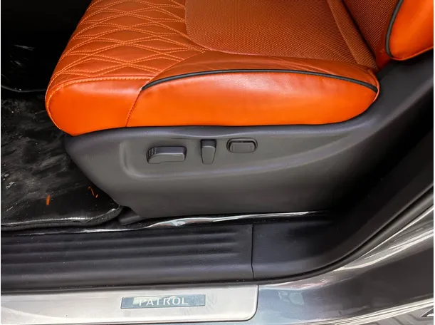 Car image 28