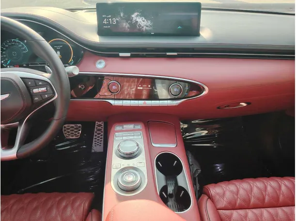 Car image 18